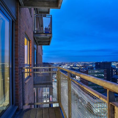 Skyview Apartment By Noknokstay - City Centre With Parking - Group, Family, Business Sheffield Buitenkant foto