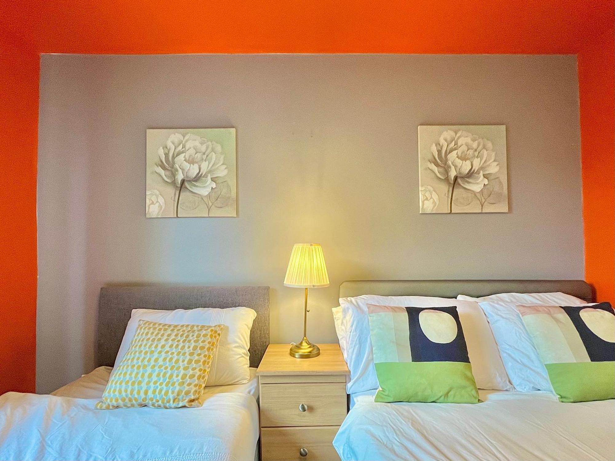 Skyview Apartment By Noknokstay - City Centre With Parking - Group, Family, Business Sheffield Buitenkant foto