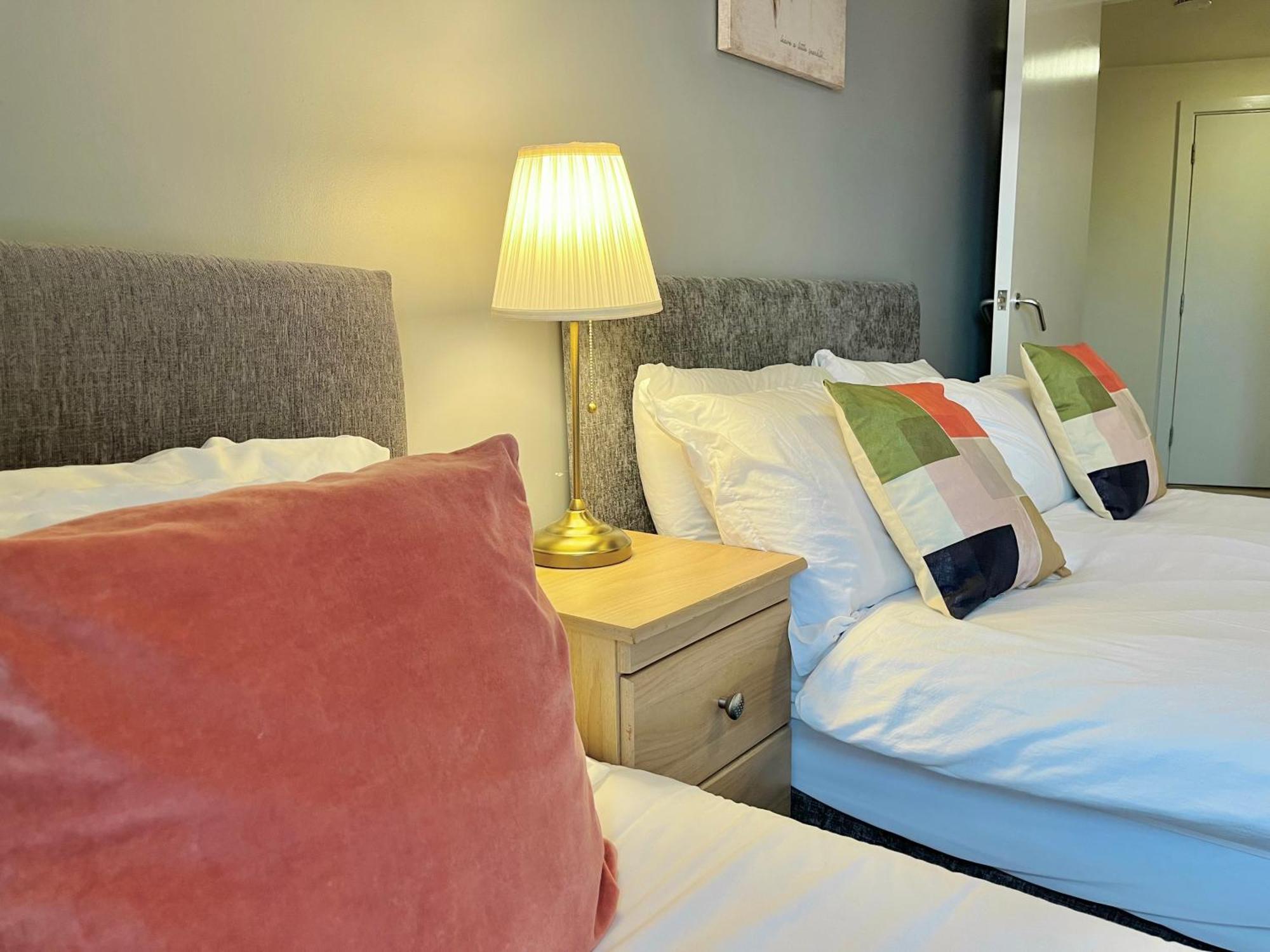 Skyview Apartment By Noknokstay - City Centre With Parking - Group, Family, Business Sheffield Buitenkant foto