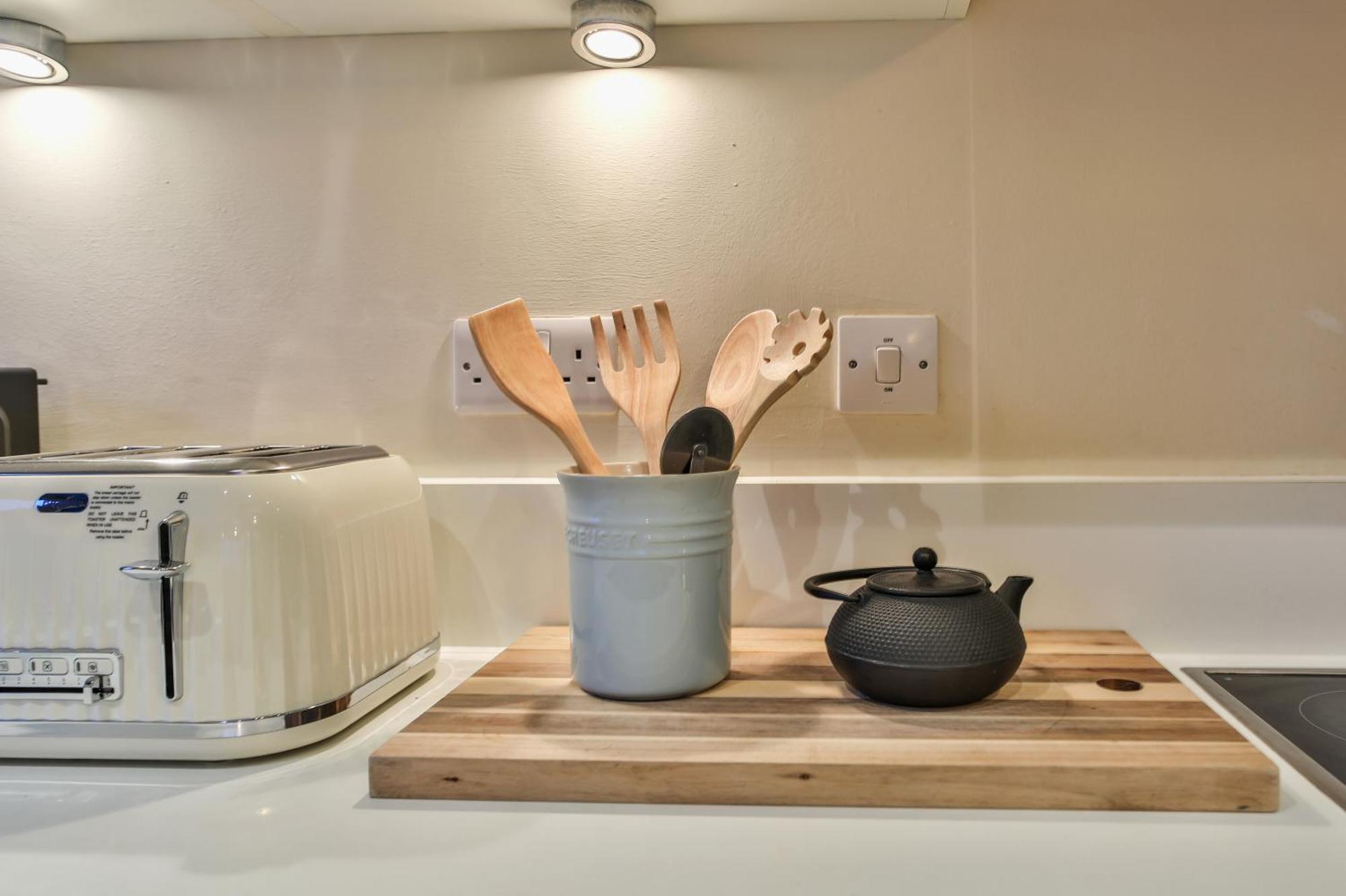 Skyview Apartment By Noknokstay - City Centre With Parking - Group, Family, Business Sheffield Buitenkant foto