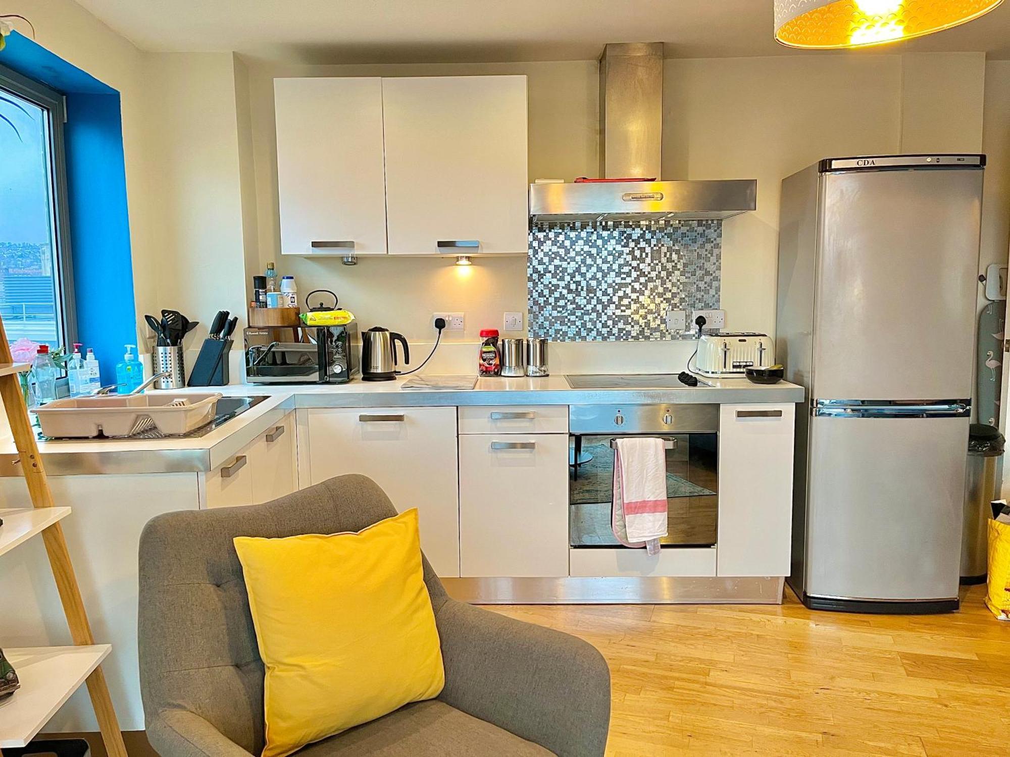 Skyview Apartment By Noknokstay - City Centre With Parking - Group, Family, Business Sheffield Buitenkant foto