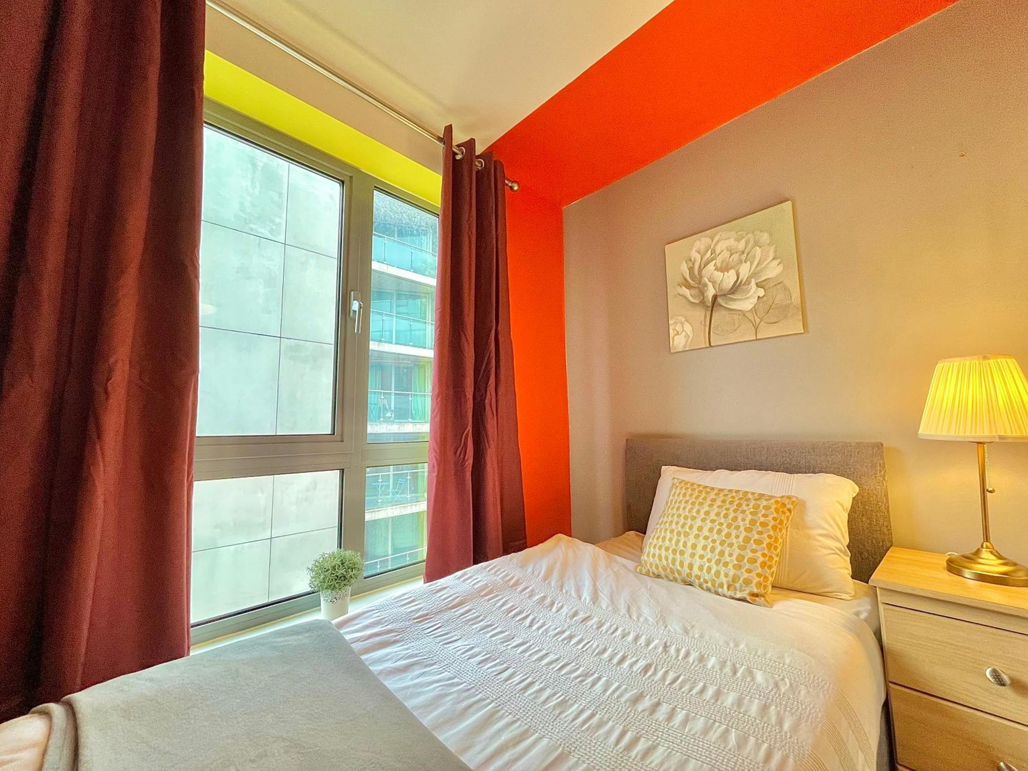 Skyview Apartment By Noknokstay - City Centre With Parking - Group, Family, Business Sheffield Buitenkant foto
